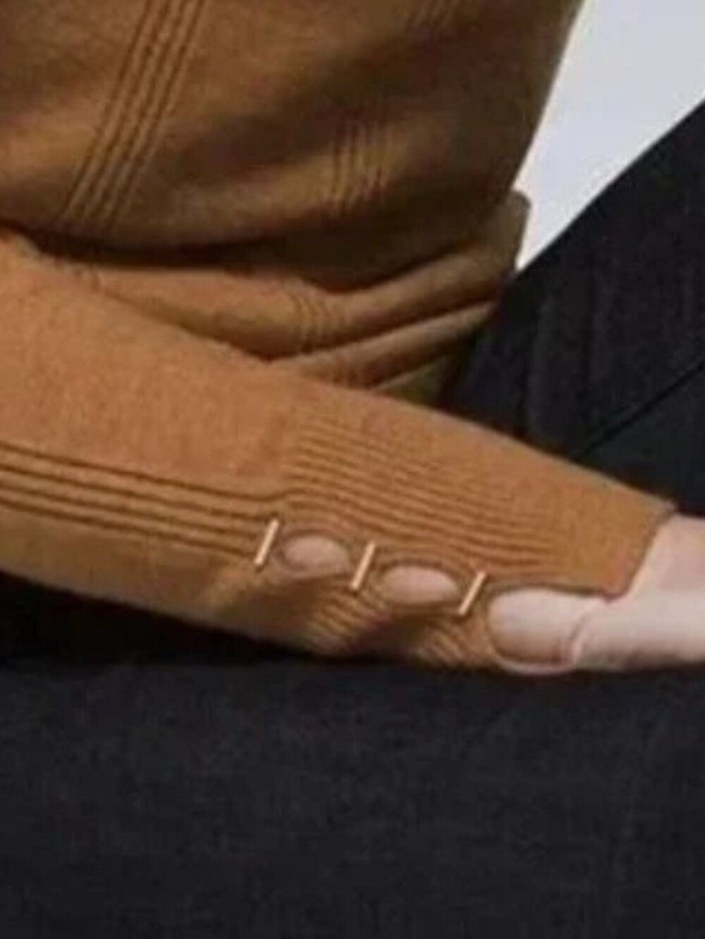 WHITE HOUSE BLACK MARKET RIBBED CAMEL TAN TURTLENECK PULLOVER XS - Picture 2 of 10